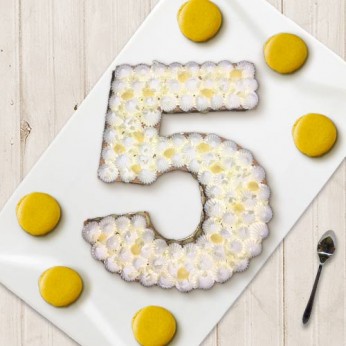 Number Cake - Chocolat blanc / Citron - Numéro 5 - 8 parts