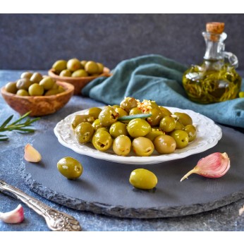 Olives vertes dénoyautées à l'ail - À la méditerranéenne 